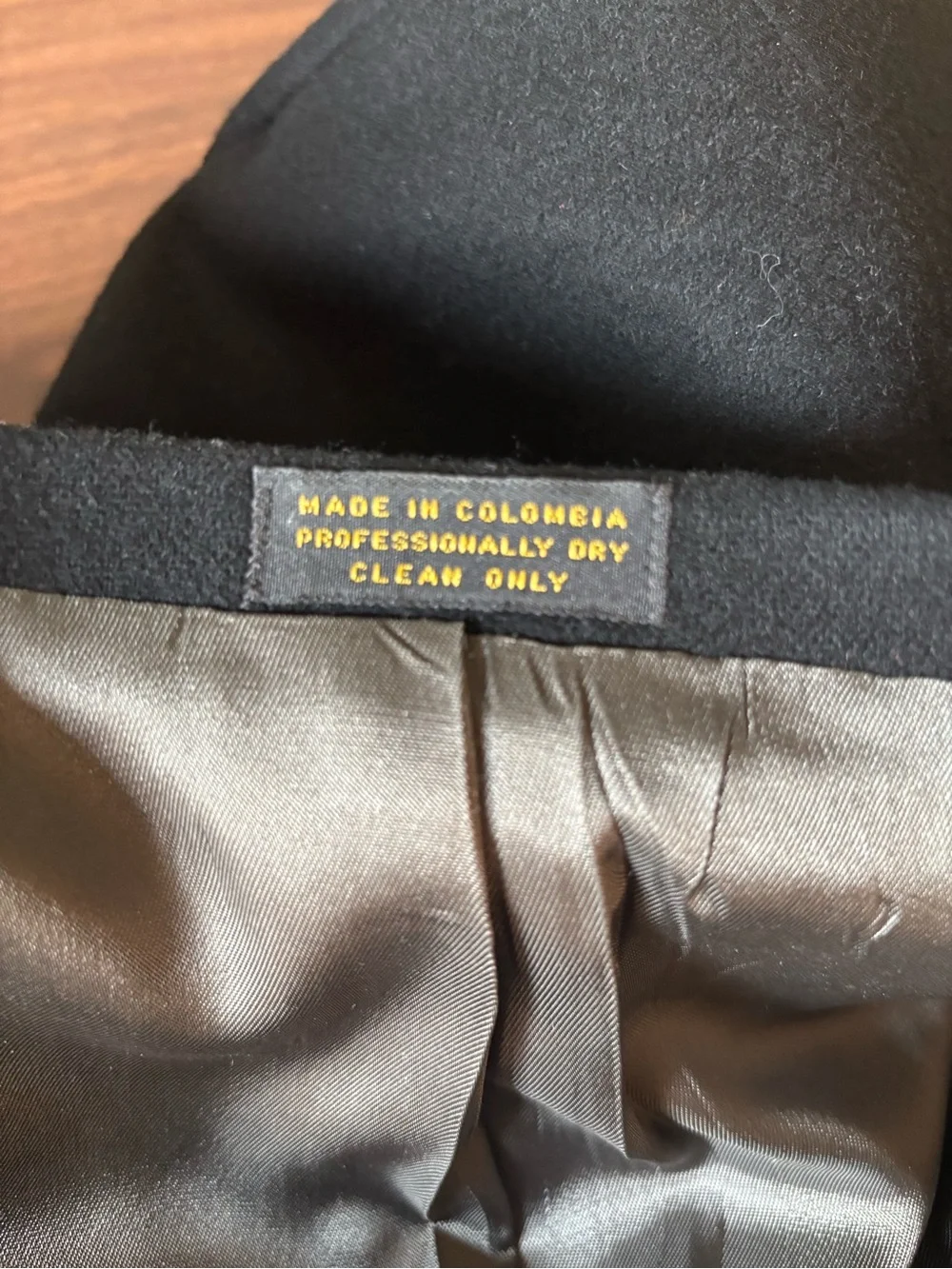 Oscar de la Renta Black Two-Button Sport Coat
